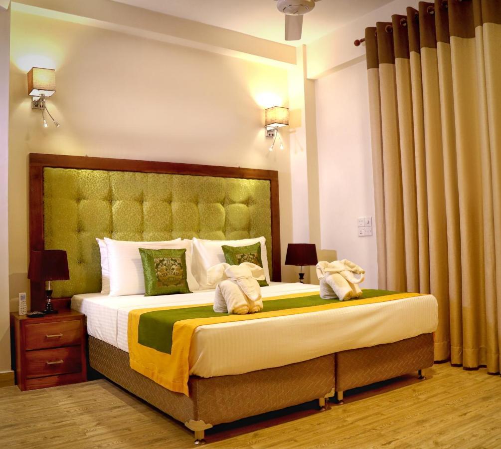 Vendol Maliga Edge Hotel Kandy Buitenkant foto