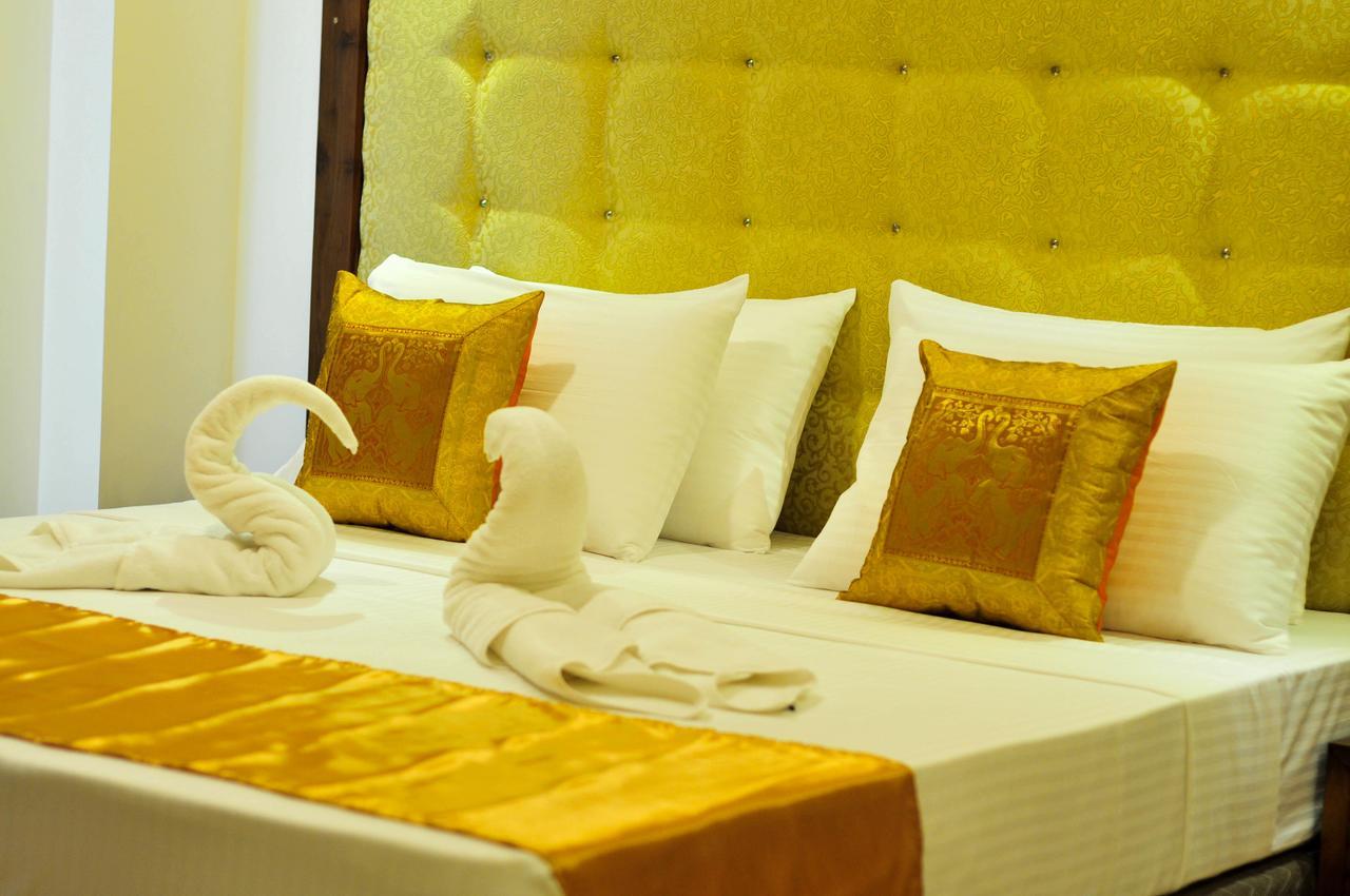 Vendol Maliga Edge Hotel Kandy Buitenkant foto
