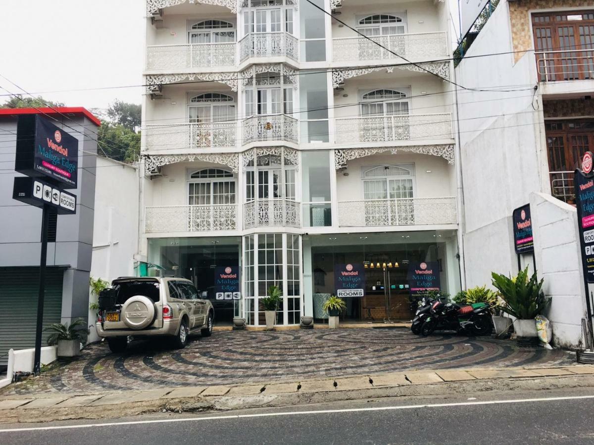 Vendol Maliga Edge Hotel Kandy Buitenkant foto