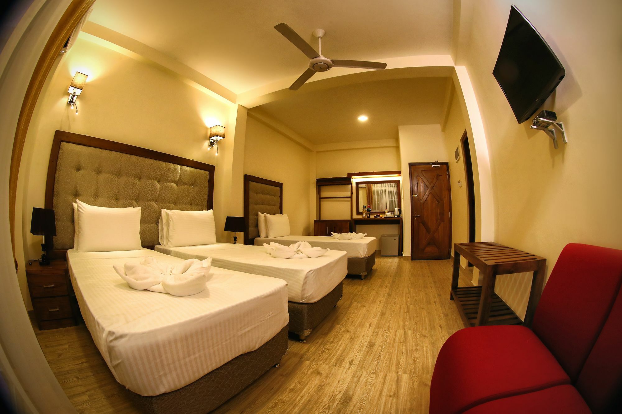 Vendol Maliga Edge Hotel Kandy Buitenkant foto
