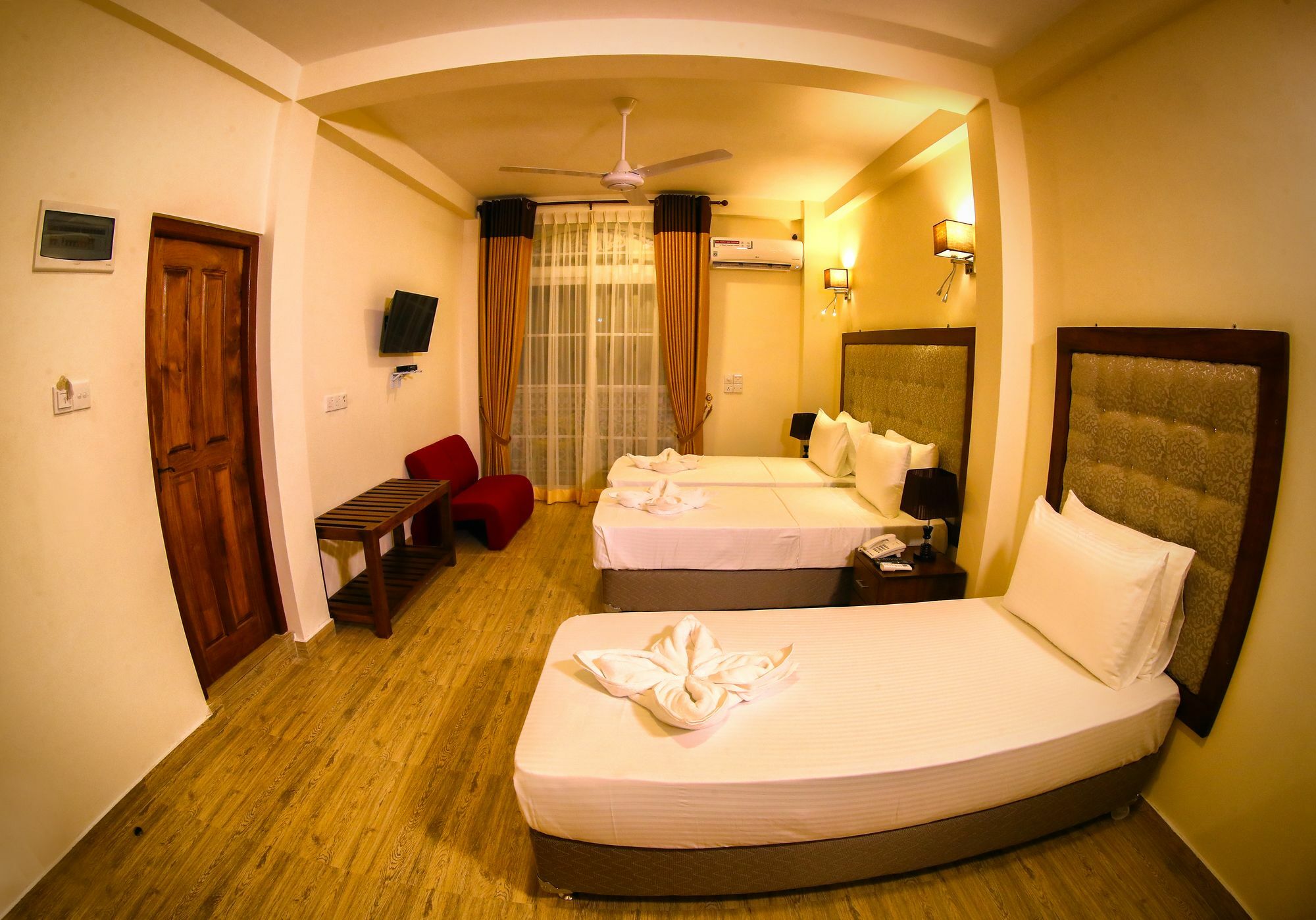 Vendol Maliga Edge Hotel Kandy Buitenkant foto